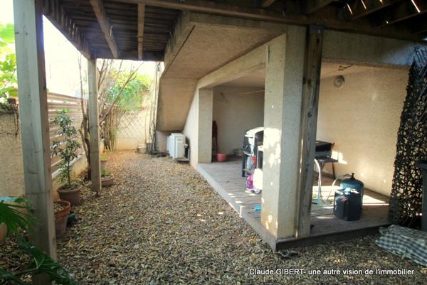 Frontignan (34110) Appartement T4/T5 de 107 m2 sur deux niveaux + garage 70 m2 + jardin à Frontignan