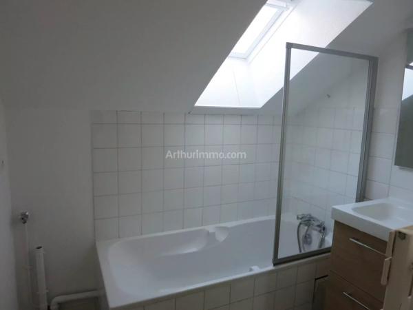 Location                                                      Appartement
                        
                     2 pièces                      34 m2                     à Melesse