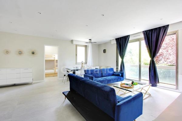 Appartement à louer 4 pièces meublé  PARIS 17EME ARRONDISSEMENT (75)