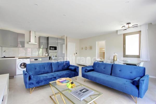 Appartement à louer 4 pièces meublé  PARIS 17EME ARRONDISSEMENT (75)