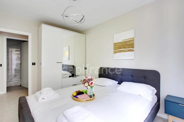 Appartement à louer 4 pièces meublé  PARIS 17EME ARRONDISSEMENT (75)