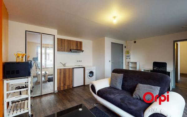 Appartement à louer    2 pièces • 34,10 m2 Lyon 8