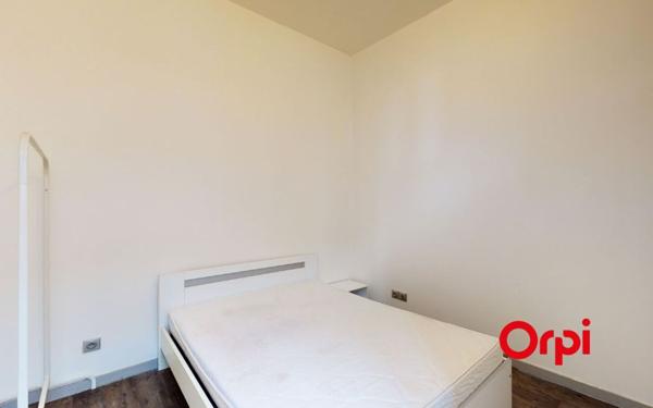 Appartement à louer    2 pièces • 34,10 m2 Lyon 8