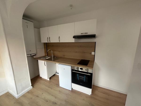 Studio de 26 m² rénové - CALAIS QUARTIER VAUXHALL