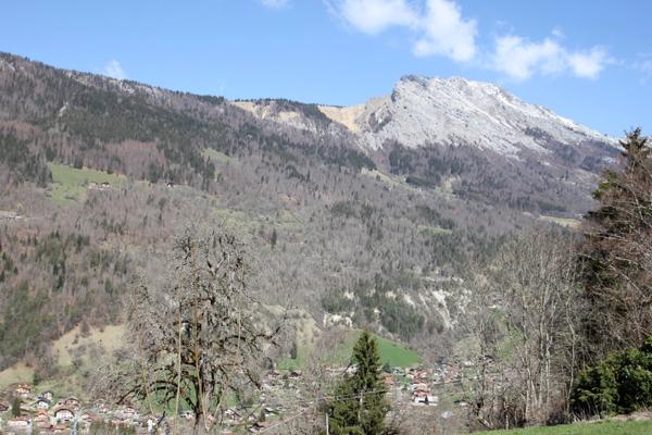 À Vendre : Ancien Corps de Ferme à Rénover -secteur recherché de Thônes (74)