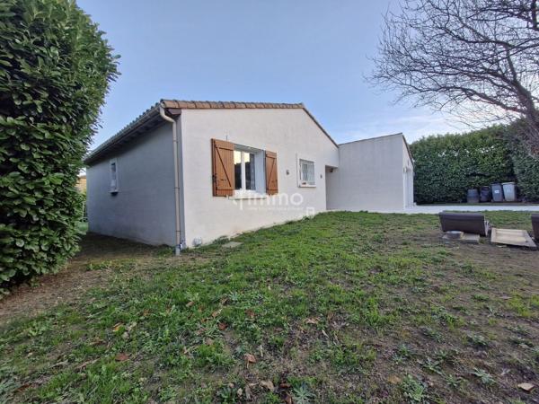 Maison plein pied Montlegun