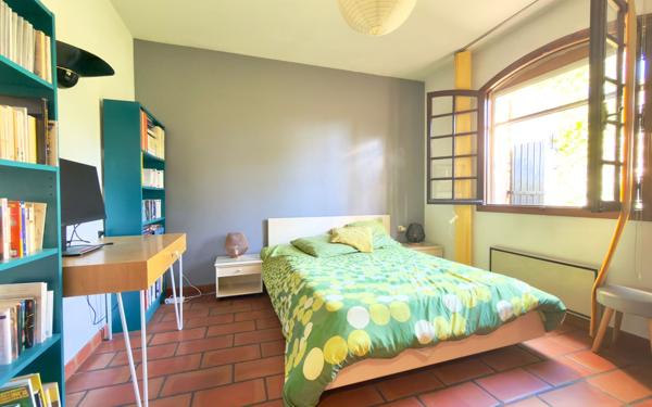 Maison à vendre    6 pièces • 203 m2 Cornillon-Confoux