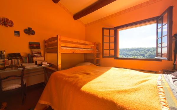 Maison à vendre    6 pièces • 203 m2 Cornillon-Confoux