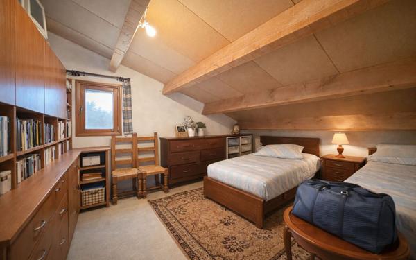 Maison à vendre    6 pièces • 203 m2 Cornillon-Confoux