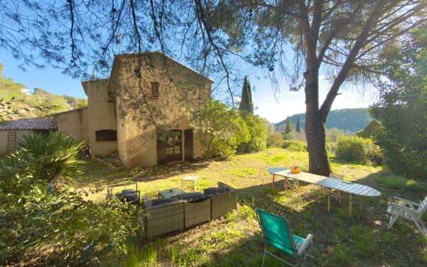 Maison à vendre    6 pièces • 203 m2 Cornillon-Confoux