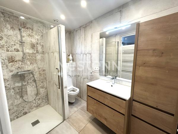 MAISON DE VILLE DE PLAIN-PIED 2 CHAMBRES SANS TRAVAUX PROCHE COMMERCES CHABRIS (INDRE 36)