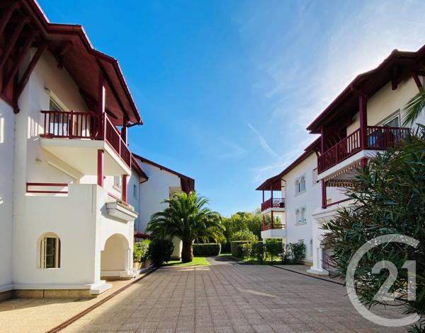 Appartement T2 à vendre  2 pièces - 53,40 m 2   ANGLET  - 64
