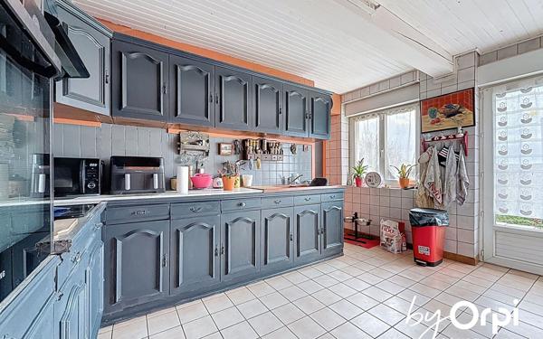 Maison à vendre    5 pièces • 112 m2 Saint-Éloy-les-Mines