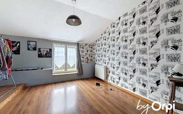 Maison à vendre    5 pièces • 112 m2 Saint-Éloy-les-Mines