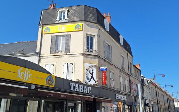 Immeuble à vendre    8 pièces •  Vierzon