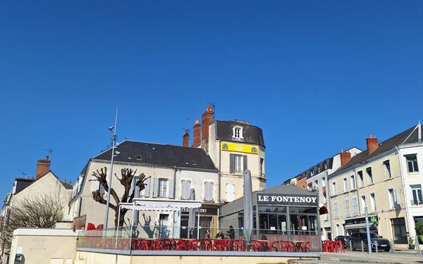 Immeuble à vendre    8 pièces •  Vierzon