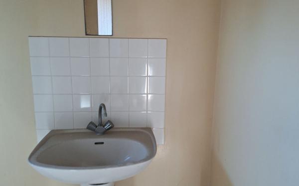 Immeuble à vendre    8 pièces •  Vierzon