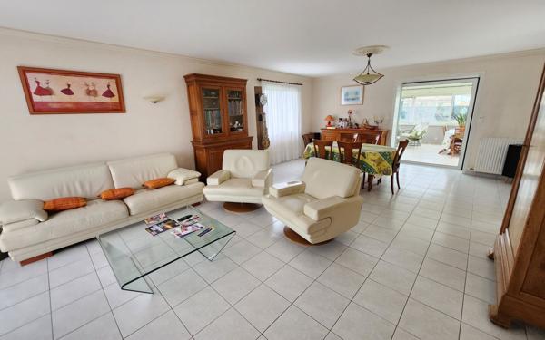 Maison à vendre    5 pièces •  Saint-Philbert-de-Bouaine