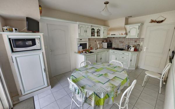 Maison à vendre    5 pièces •  Saint-Philbert-de-Bouaine