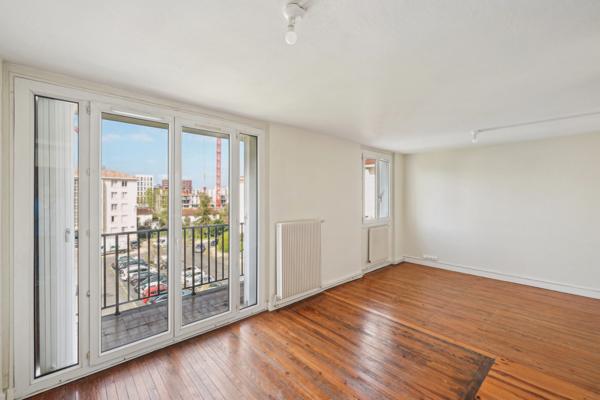 Appartement non meublé Type 3 de 61m² avec balcon et cave à Bordeaux