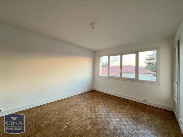 Appartement à louer 3 pièces 57.58m² Billère (64140)