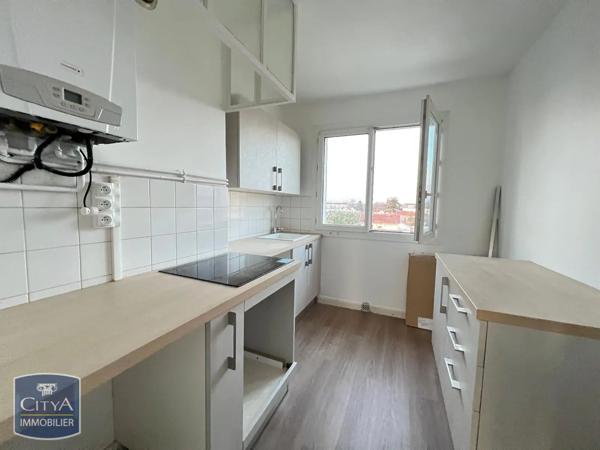 Appartement à louer 3 pièces 57.58m² Billère (64140)