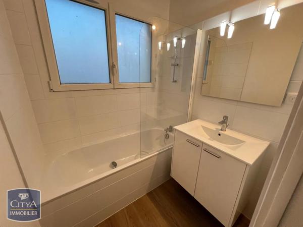 Appartement à louer 3 pièces 57.58m² Billère (64140)