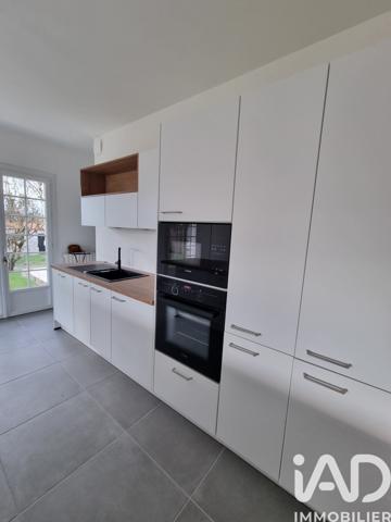 Maison à vendre 7 pièces 220 m² Sainte-Soulle