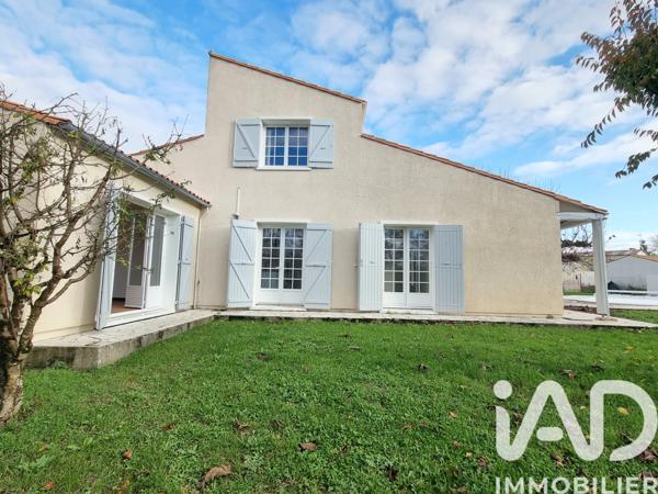Maison à vendre 7 pièces 220 m² Sainte-Soulle
