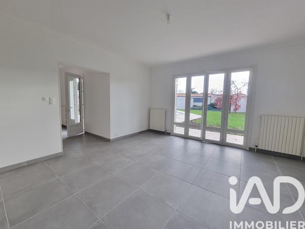Maison à vendre 7 pièces 220 m² Sainte-Soulle