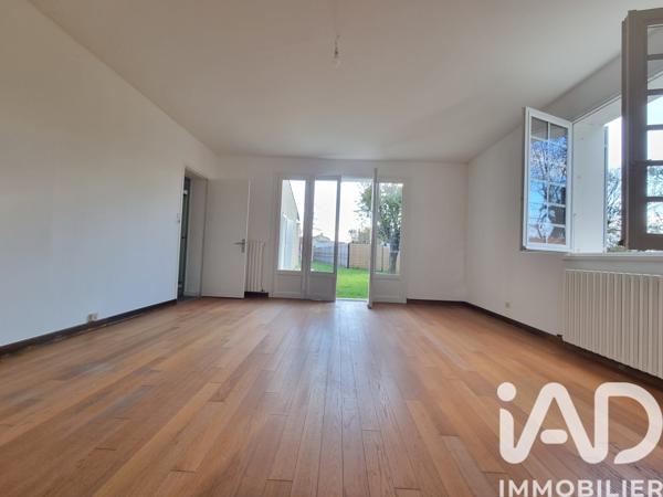 Maison à vendre 7 pièces 220 m² Sainte-Soulle