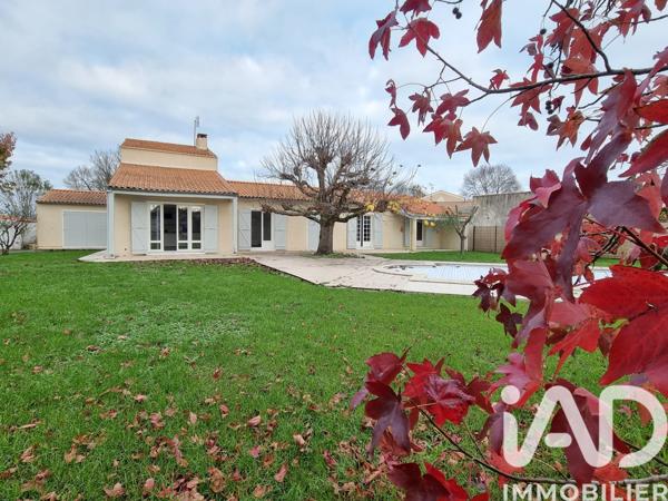 Maison à vendre 7 pièces 220 m² Sainte-Soulle