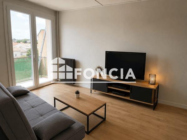 Location Studio meublé 17.19 m² - Agen 47000