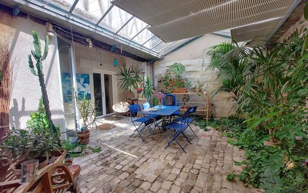 Maison à vendre    7 pièces • 264,78 m2 Tours