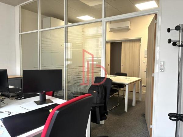 Bureau de 165 m² à louer à Bordeaux Centre