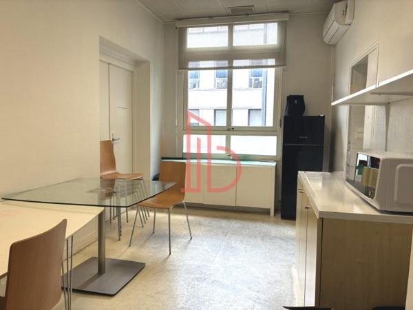 Bureau de 165 m² à louer à Bordeaux Centre