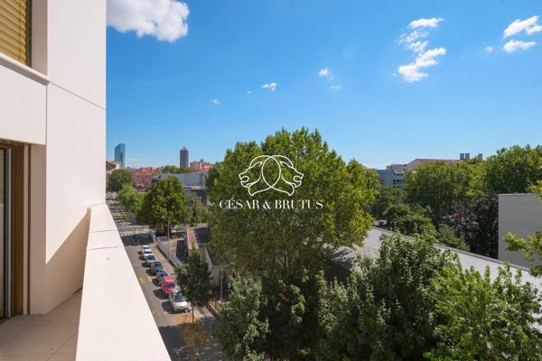Lyon 7 -Appartement de 102,74 m² – 3 chamnbres – terrasses – garage
