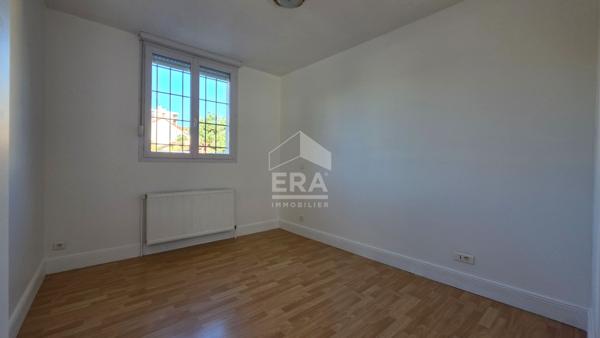 Appartement Montreuil 2 pièce(s) 49.58 m2