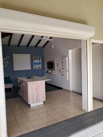 Maison à vendre 3 pièces SAINTE ANNE (971)
