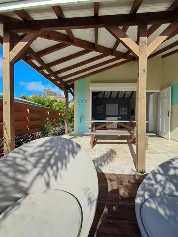 Maison à vendre 3 pièces SAINTE ANNE (971)