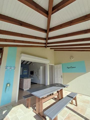 Maison à vendre 3 pièces SAINTE ANNE (971)
