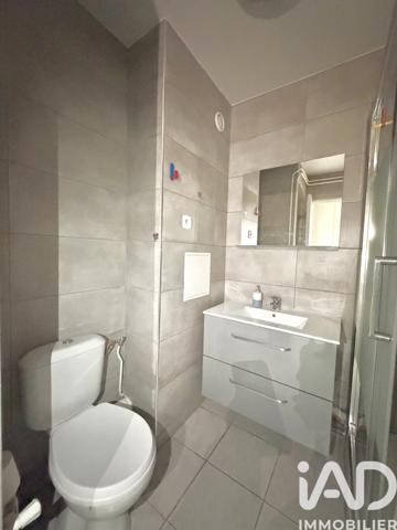 Location studio 26 m² Paris 19