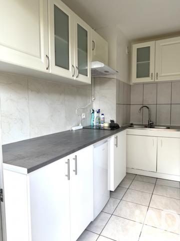 Location studio 26 m² Paris 19