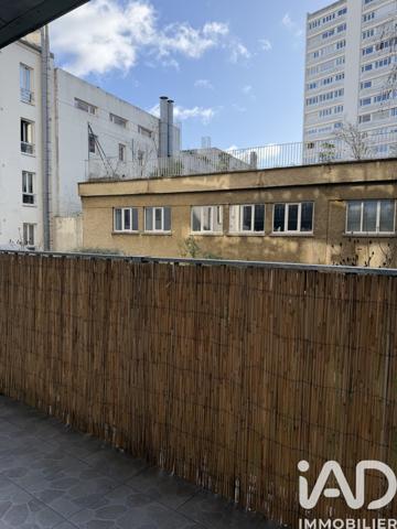 Location studio 26 m² Paris 19