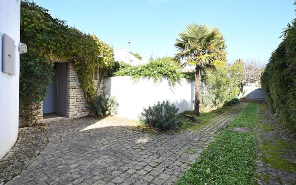 Maison à vendre    6 pièces •  Ars-en-Ré