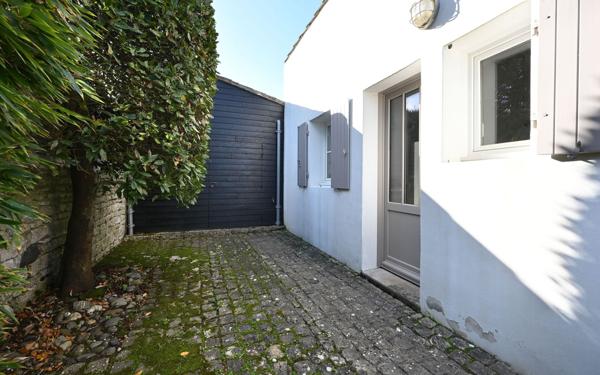 Maison à vendre    6 pièces •  Ars-en-Ré