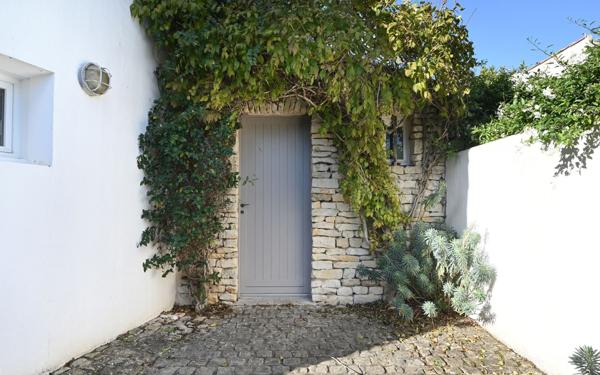 Maison à vendre    6 pièces •  Ars-en-Ré