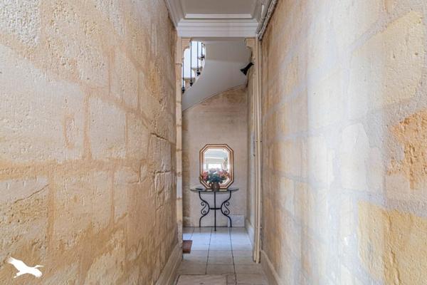 Appartement à vendre |                                       Bordeaux |                                        3 pièces  |  79 m²
