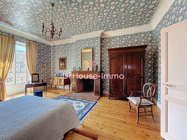 Château à vendre 12 pièces de 650 m²