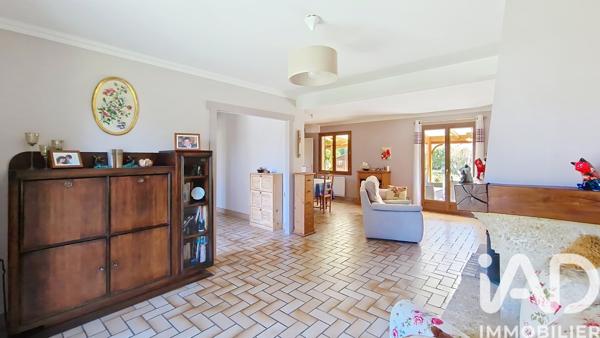 Maison à vendre 6 pièces 118 m² Saint-Fargeau-Ponthierry